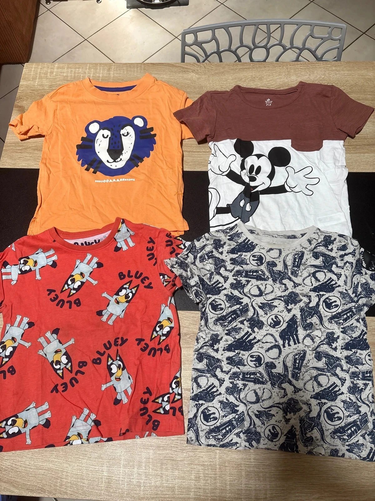 Lot t shirt garçon 4 ans